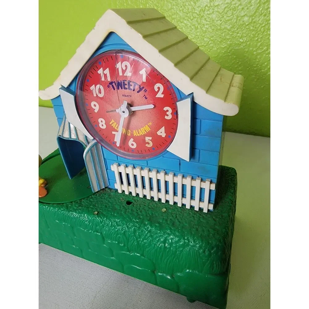 Janex 70s Warner Bros Tweety Sylvester  Action Alarm Clock Display Only Looney